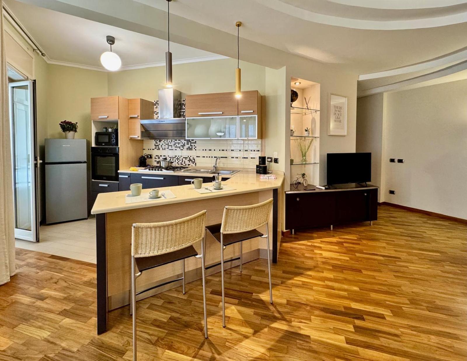 Cucina Attrezzata - Maison Macrì Accomodation - B&B Napoli - cucina, preparazione