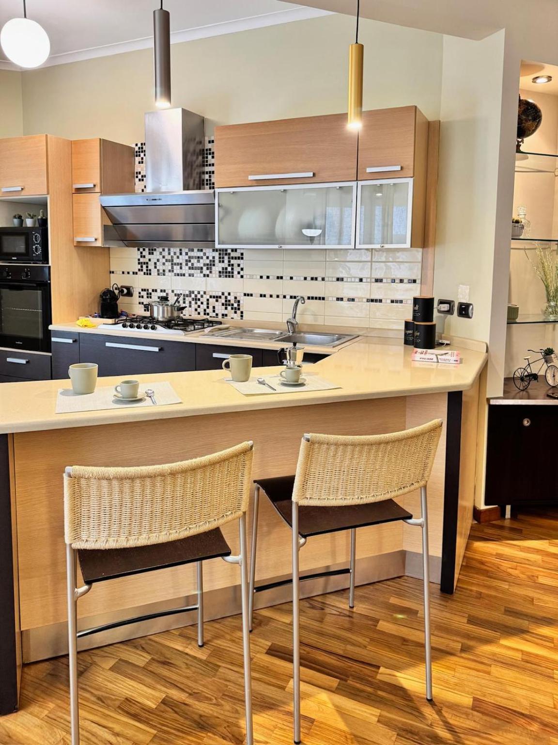 Cucina Completa - Maison Macrì Accomodation - B&B Napoli - cucina, preparazione